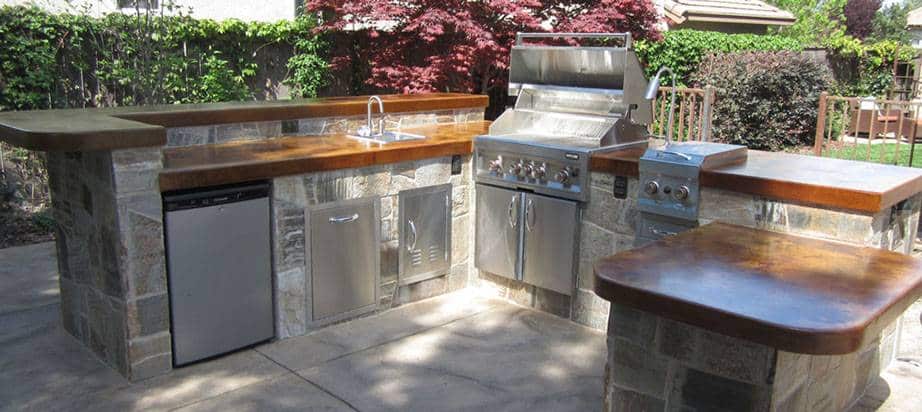 The Ultimate Guide To Sizing And Layout For Outdoor Kitchens - Sunstone ...